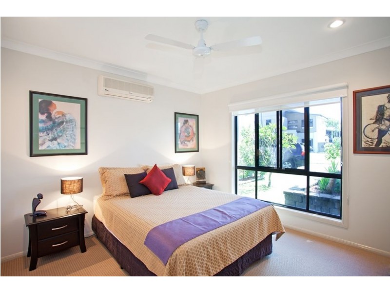 14 Turtle Place, Blacks Beach QLD 4740