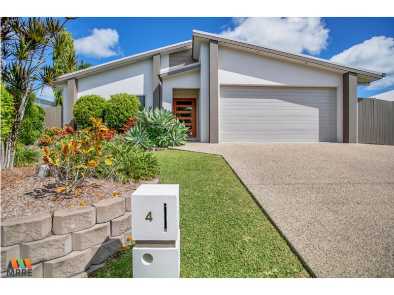 4 Webb Court, Rural View QLD 4740