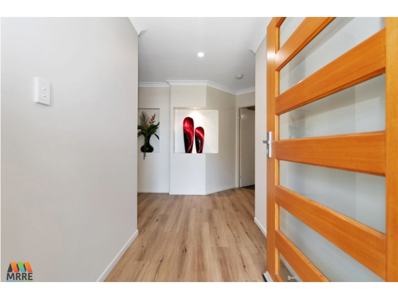 4 Webb Court, Rural View QLD 4740