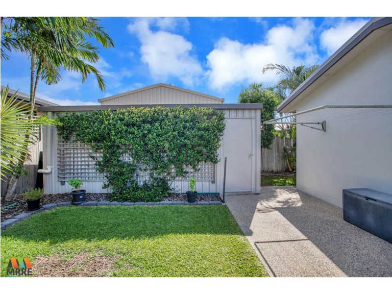 4 Webb Court, Rural View QLD 4740