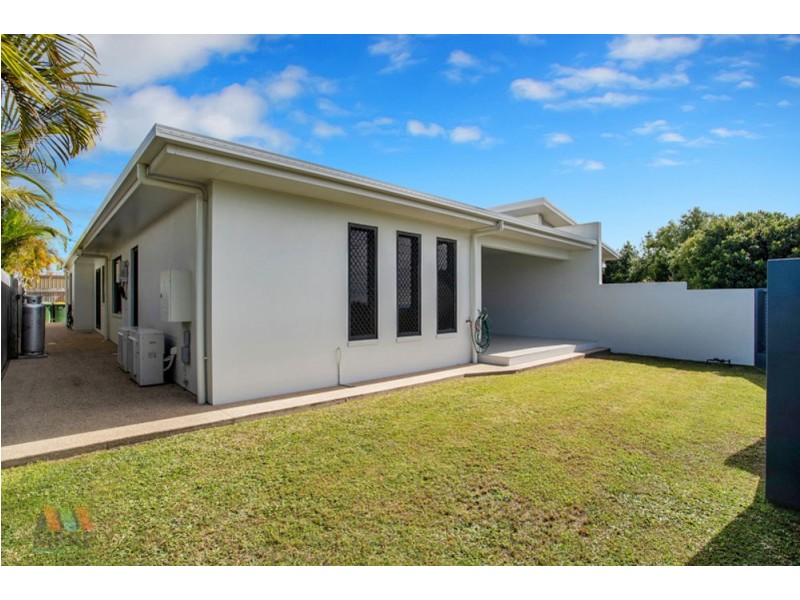 40 Hastings Street, Ooralea QLD 4740