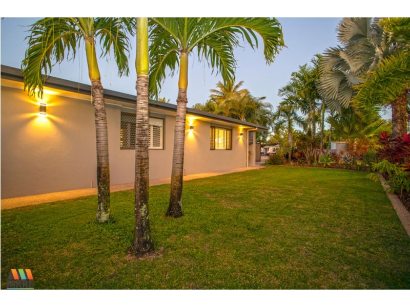 55 Pacific Drive, Blacks Beach QLD 4740