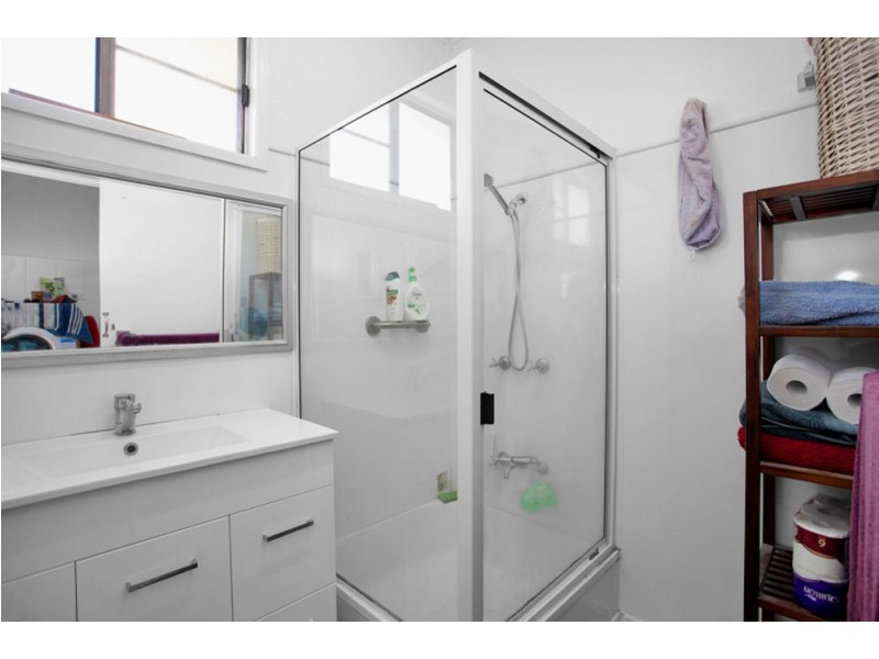 52 Cooper Avenue, Campwin Beach QLD 4737