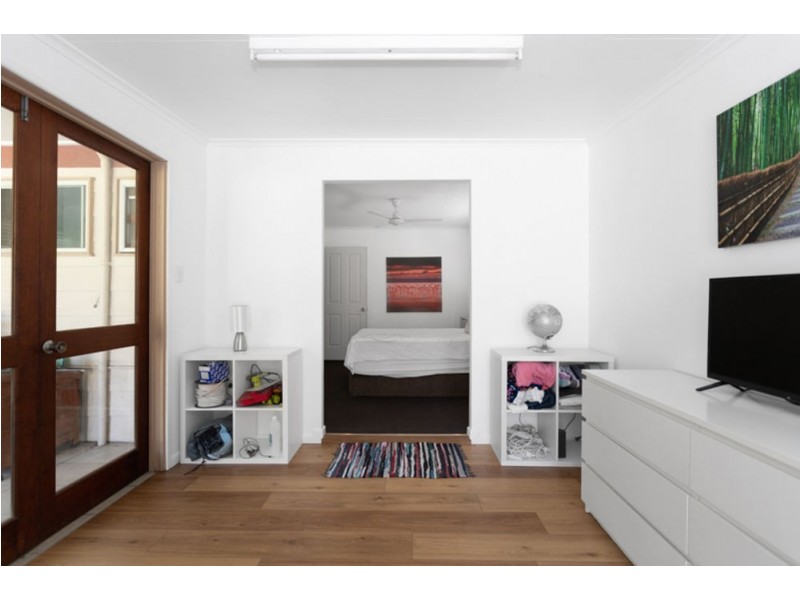 5 Edmonds Street, Bucasia QLD 4750