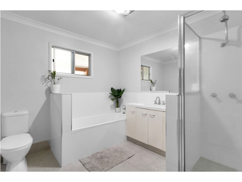 5 Edmonds Street, Bucasia QLD 4750