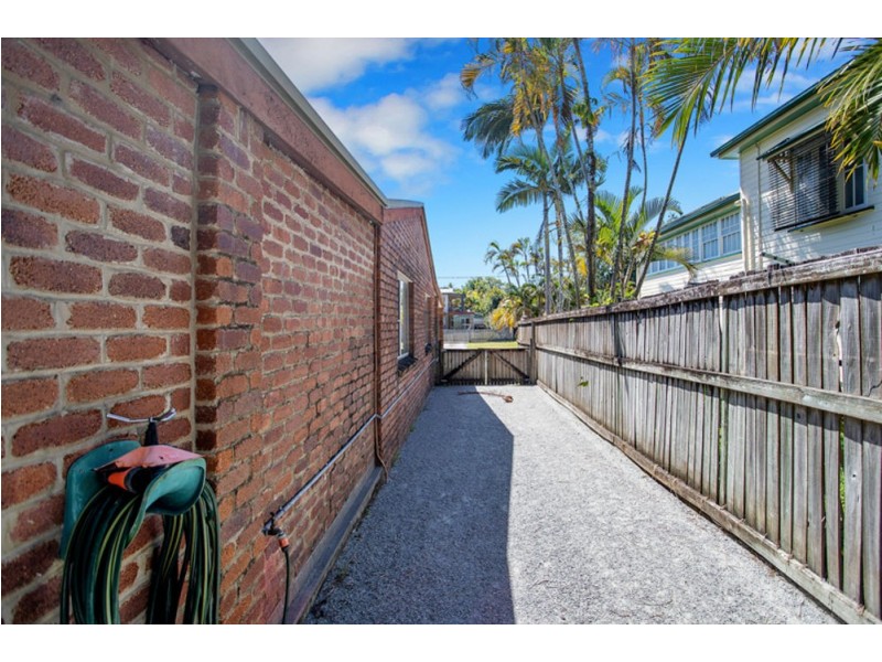 5 Edmonds Street, Bucasia QLD 4750