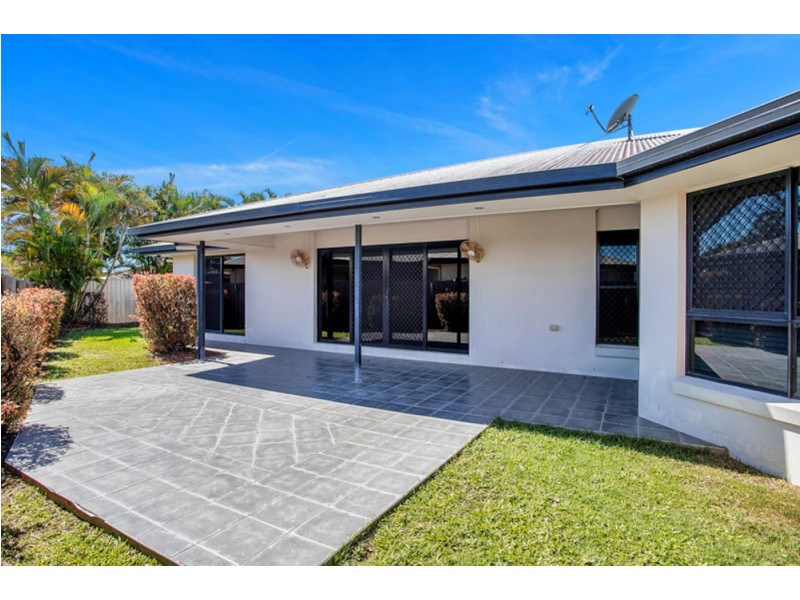48 Victor Avenue, Glenella QLD 4740