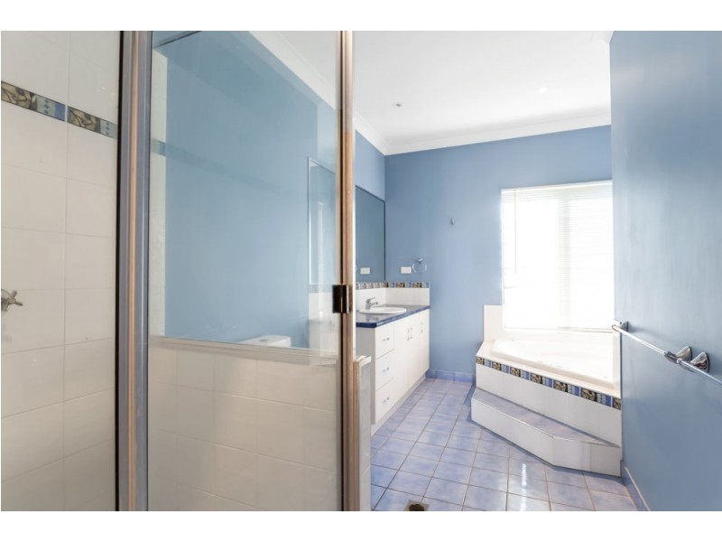 6 Walang Court, North Mackay QLD 4740