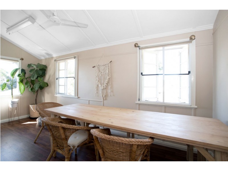 8 ARCHIBALD STREET, South Mackay QLD 4740