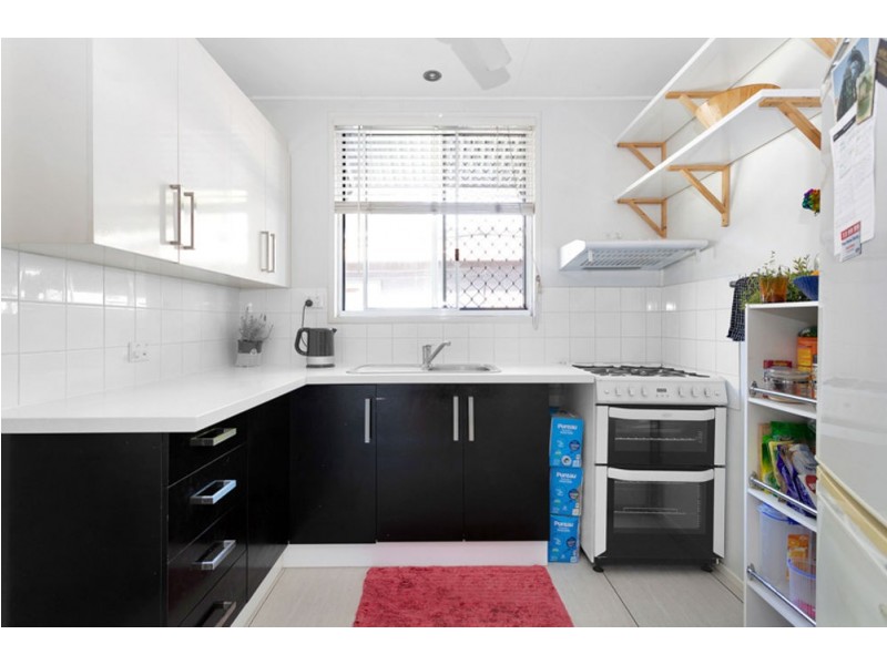 8 ARCHIBALD STREET, South Mackay QLD 4740