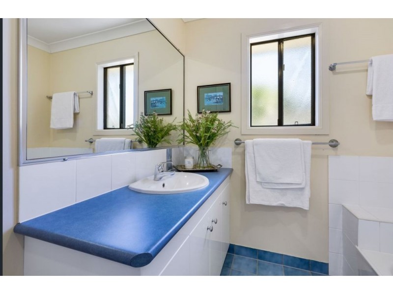 17 Turtle Place, Blacks Beach QLD 4740