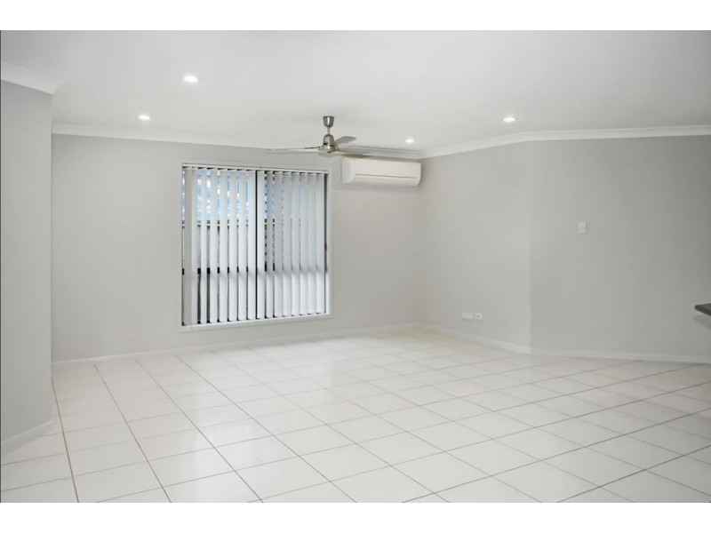 75 Gingham Street, Glenella QLD 4740