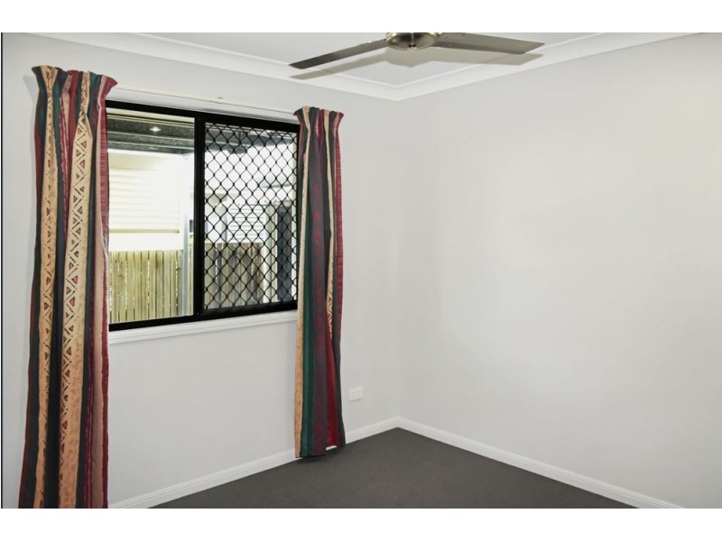 75 Gingham Street, Glenella QLD 4740