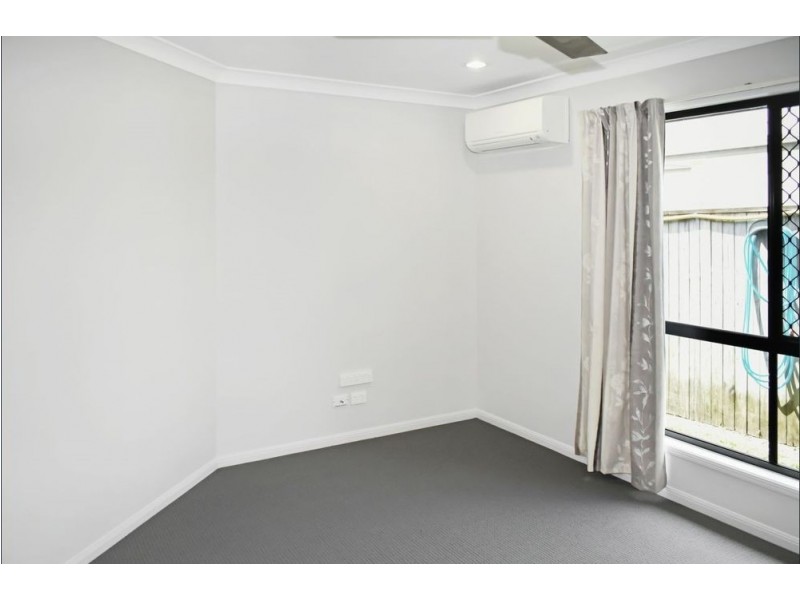 75 Gingham Street, Glenella QLD 4740