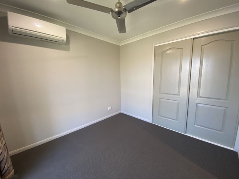 75 Gingham Street, Glenella QLD 4740