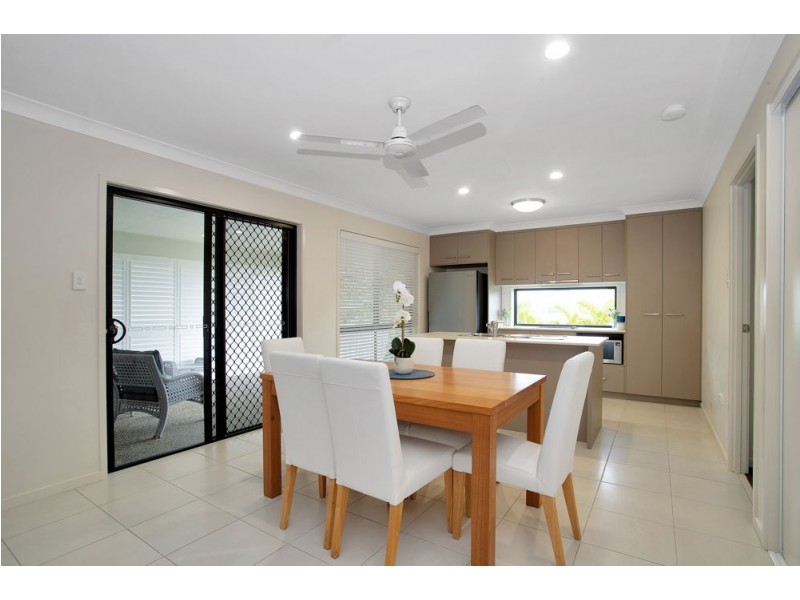 8 Hangan Street, Bucasia QLD 4750