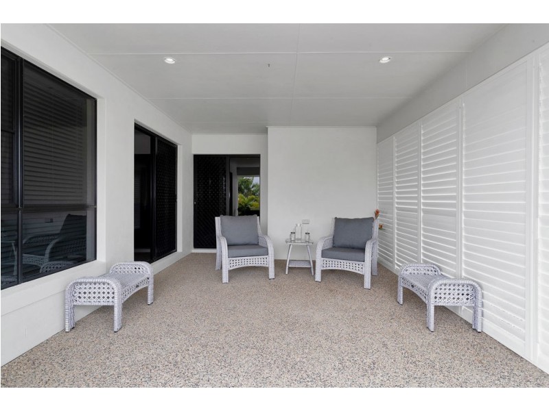 8 Hangan Street, Bucasia QLD 4750