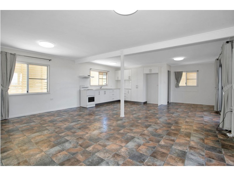 52 The Esplanade, Grasstree Beach QLD 4740