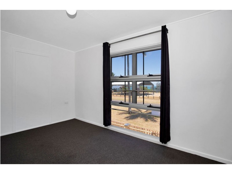 52 The Esplanade, Grasstree Beach QLD 4740