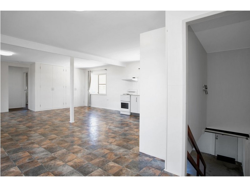 52 The Esplanade, Grasstree Beach QLD 4740