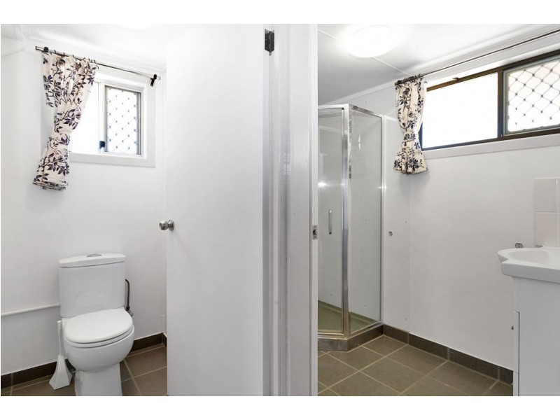 52 The Esplanade, Grasstree Beach QLD 4740