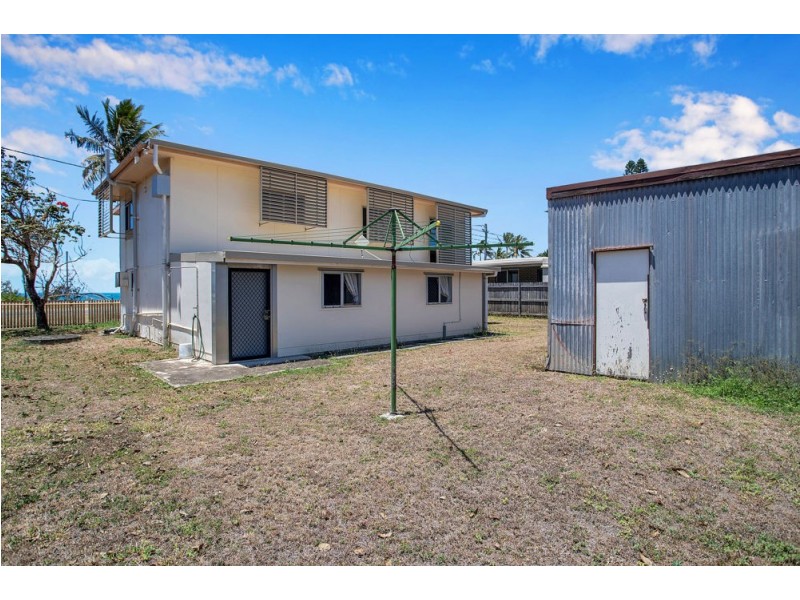 52 The Esplanade, Grasstree Beach QLD 4740