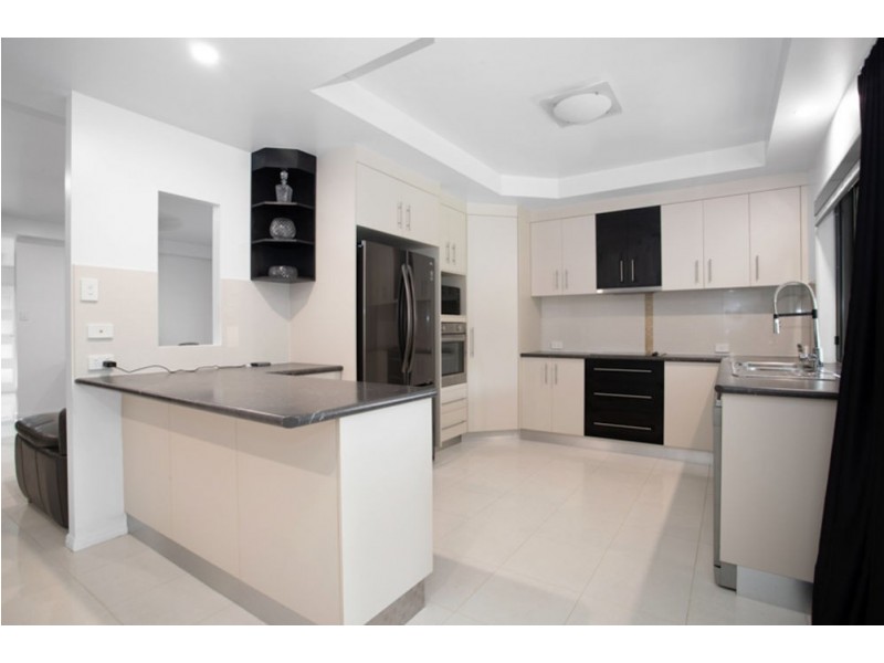 18 Malone Drive, Andergrove QLD 4740