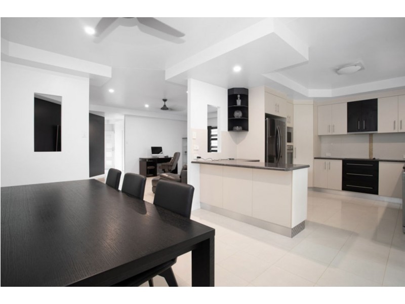 18 Malone Drive, Andergrove QLD 4740