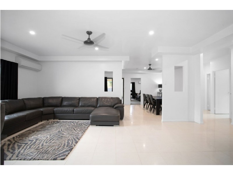 18 Malone Drive, Andergrove QLD 4740