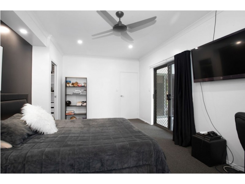 18 Malone Drive, Andergrove QLD 4740