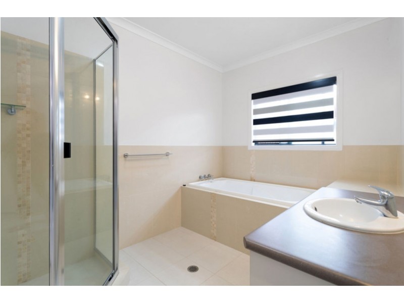 18 Malone Drive, Andergrove QLD 4740