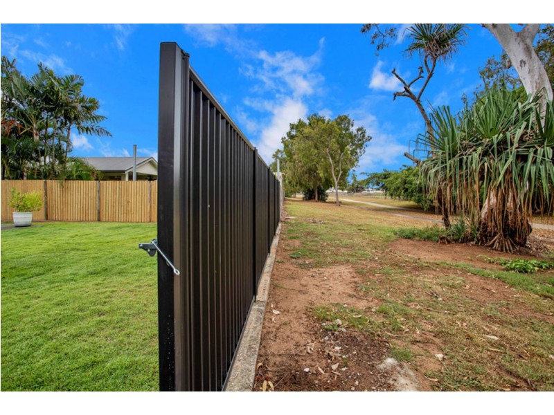 18 Malone Drive, Andergrove QLD 4740