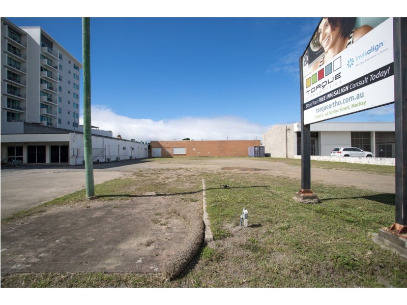 11 Nelson Street, Mackay QLD 4740