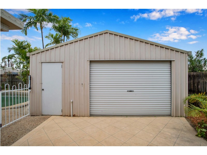 19 Border Street, Glenella QLD 4740