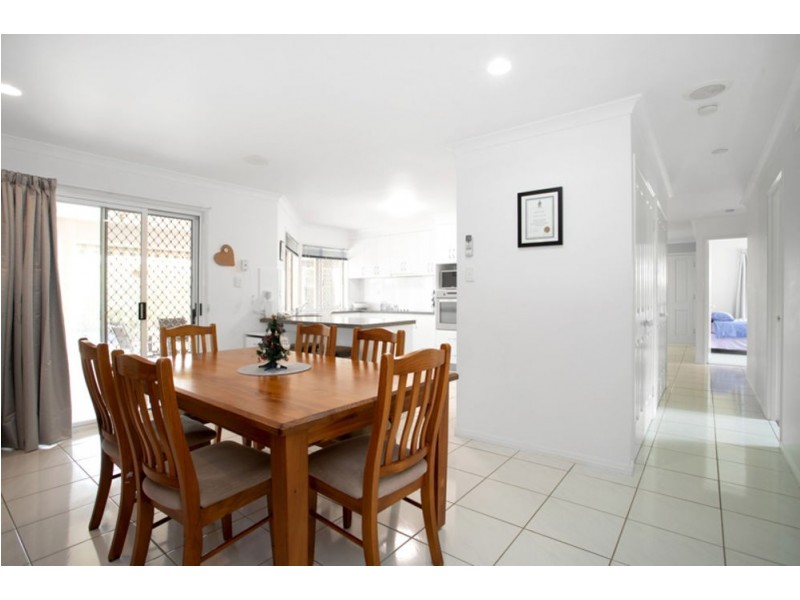 19 Border Street, Glenella QLD 4740