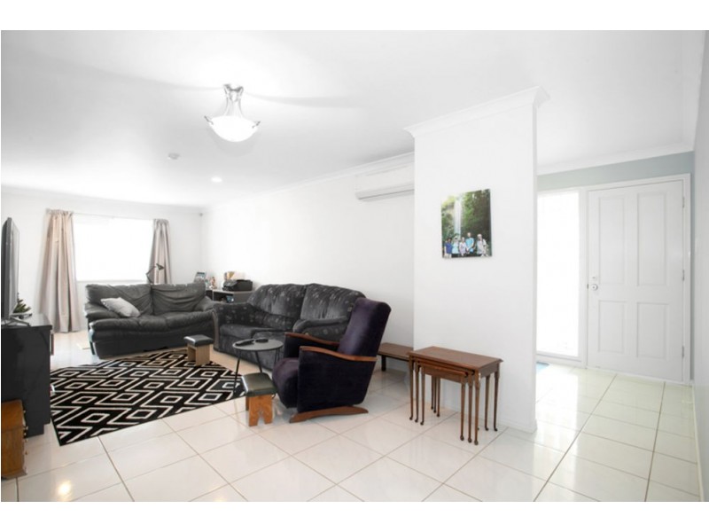 19 Border Street, Glenella QLD 4740