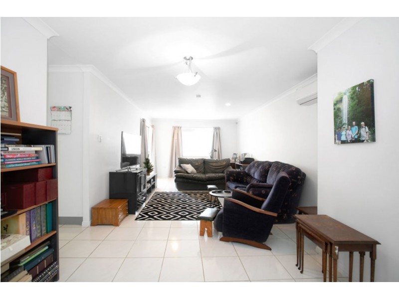 19 Border Street, Glenella QLD 4740