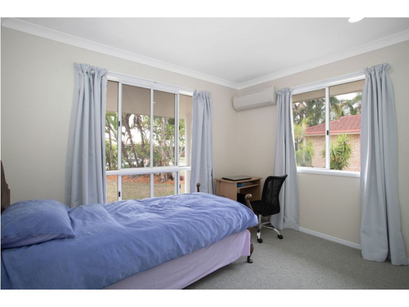 19 Border Street, Glenella QLD 4740