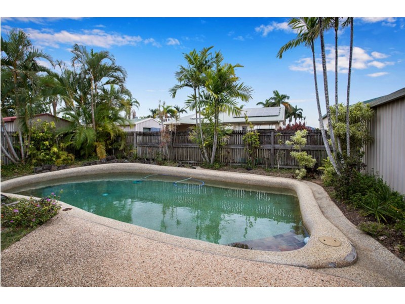 19 Border Street, Glenella QLD 4740