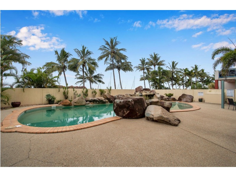 5/3 Megan Place, Mackay Harbour QLD 4740