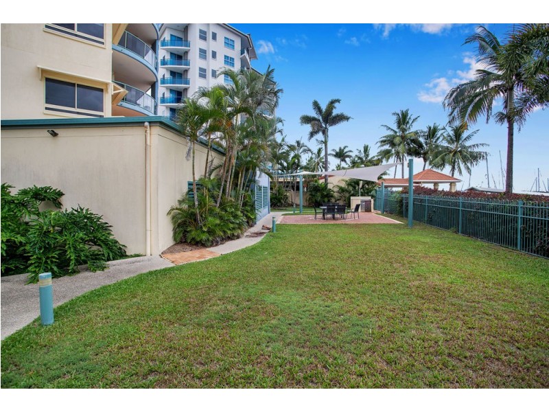 5/3 Megan Place, Mackay Harbour QLD 4740
