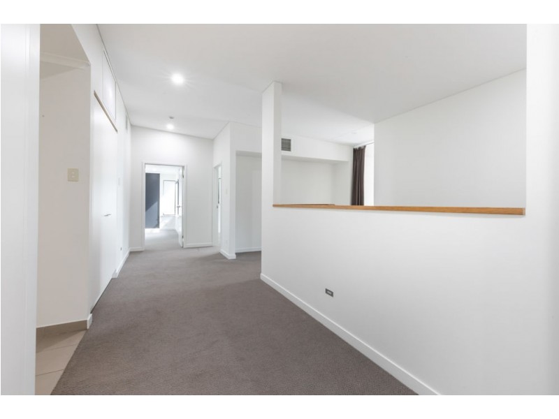 32 Beach Road, Dolphin Heads QLD 4740