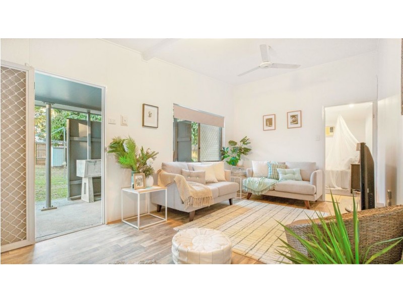 46 Waverley Street, Bucasia QLD 4750