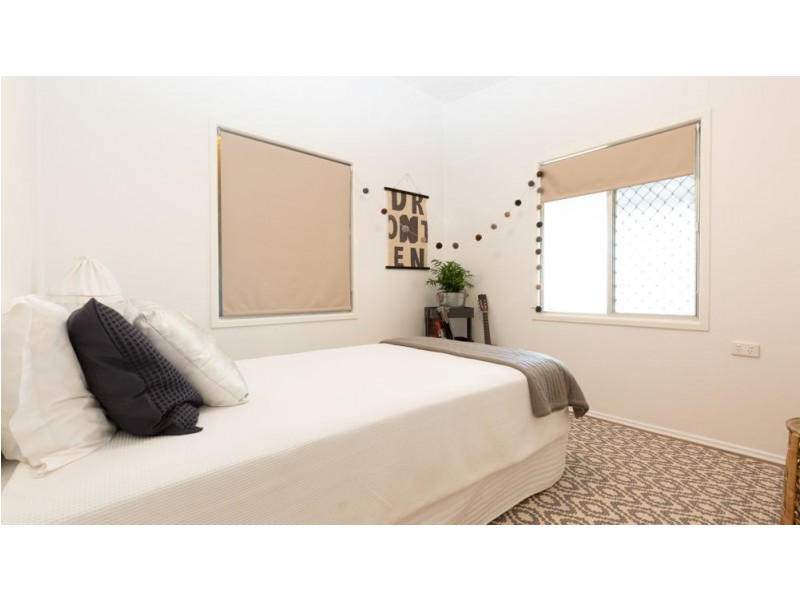 46 Waverley Street, Bucasia QLD 4750