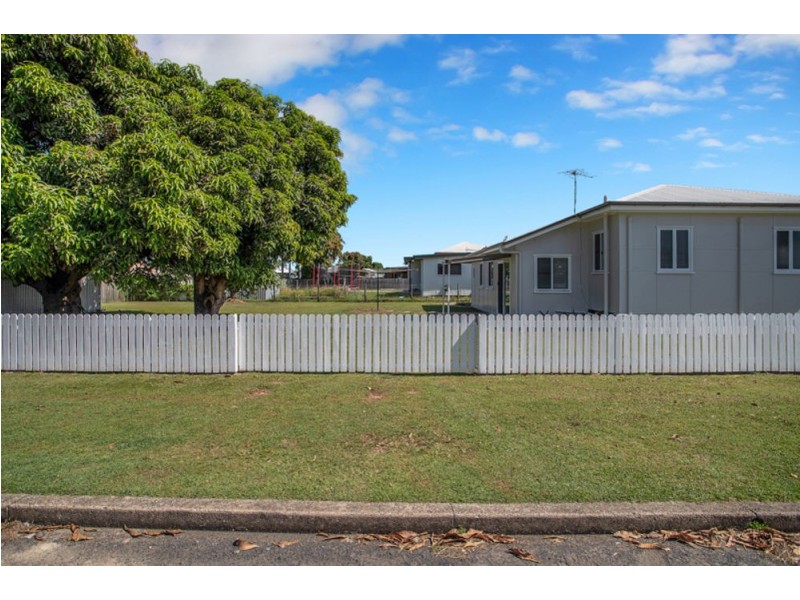 64 Canberra Street, North Mackay QLD 4740