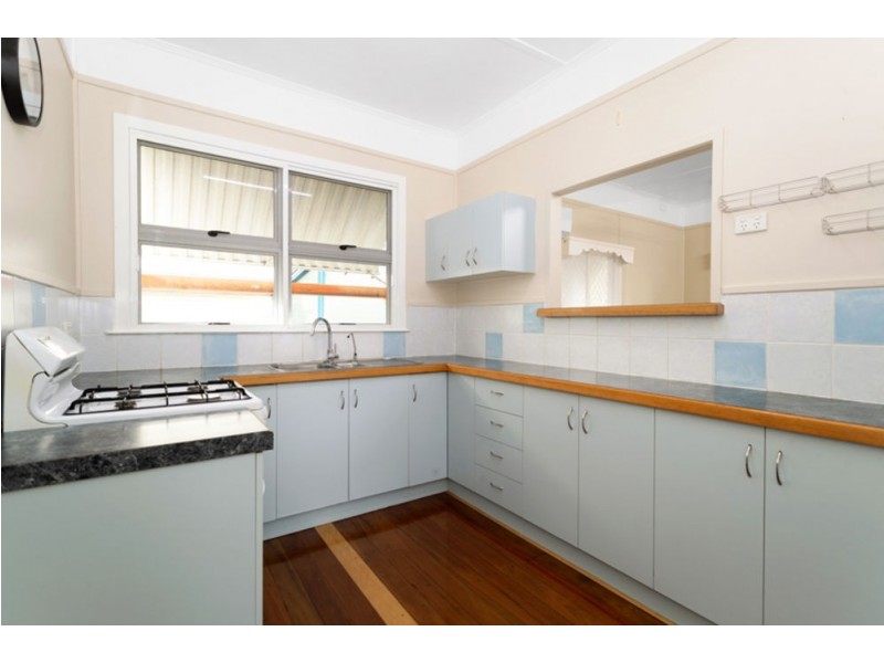 33 Forgan Street, North Mackay QLD 4740