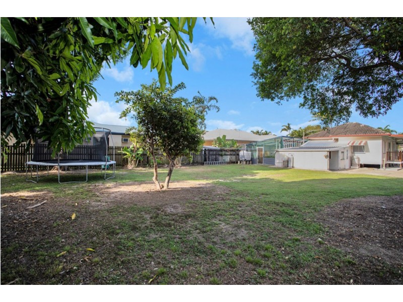 33 Forgan Street, North Mackay QLD 4740