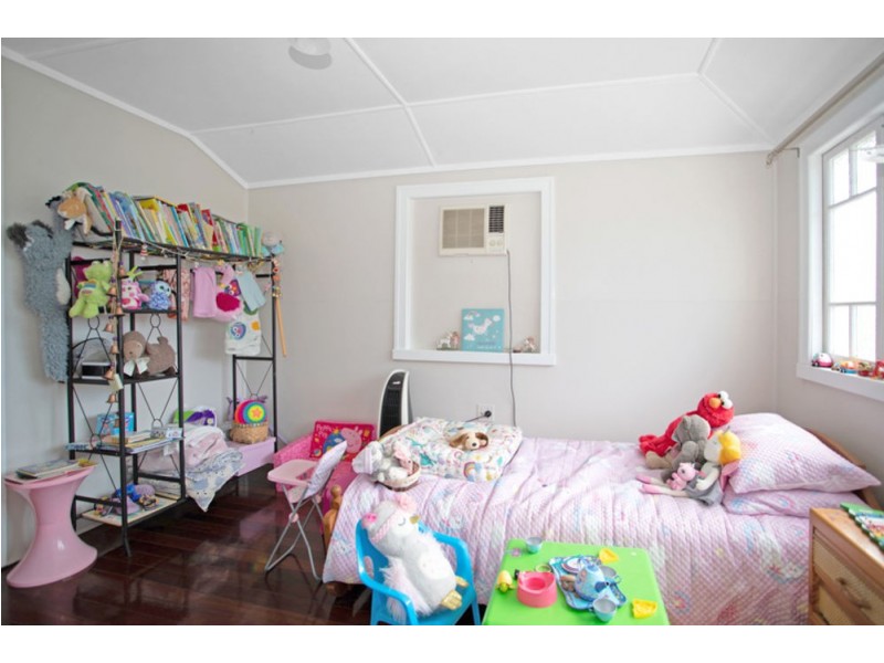 17 Griffin Street, Mackay QLD 4740