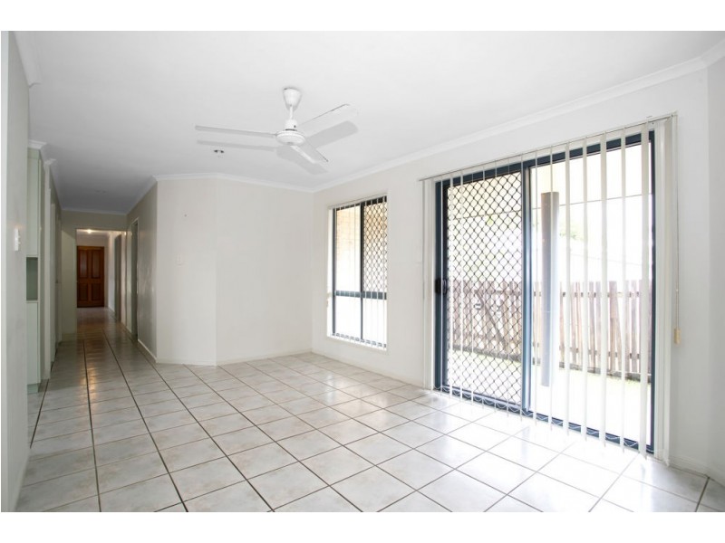 1/9 High Street, Walkerston QLD 4751