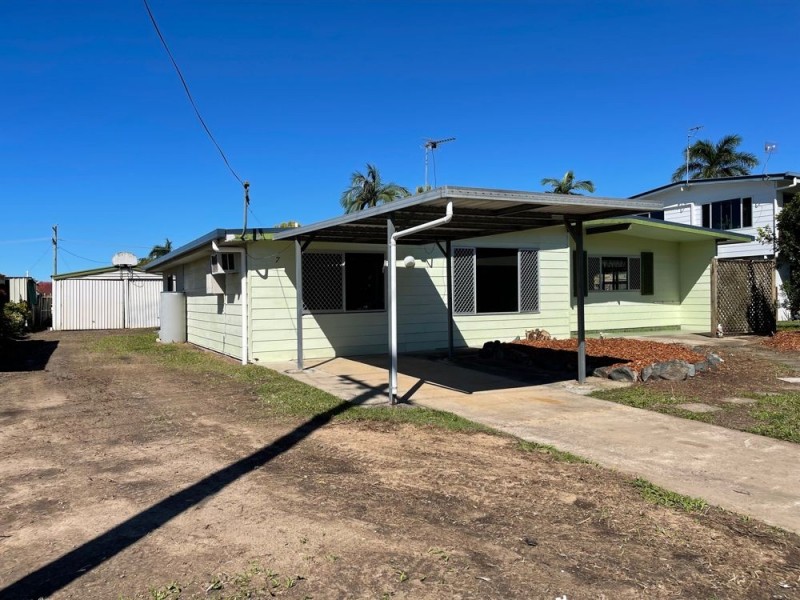 7 Chauvel Street, South Mackay QLD 4740